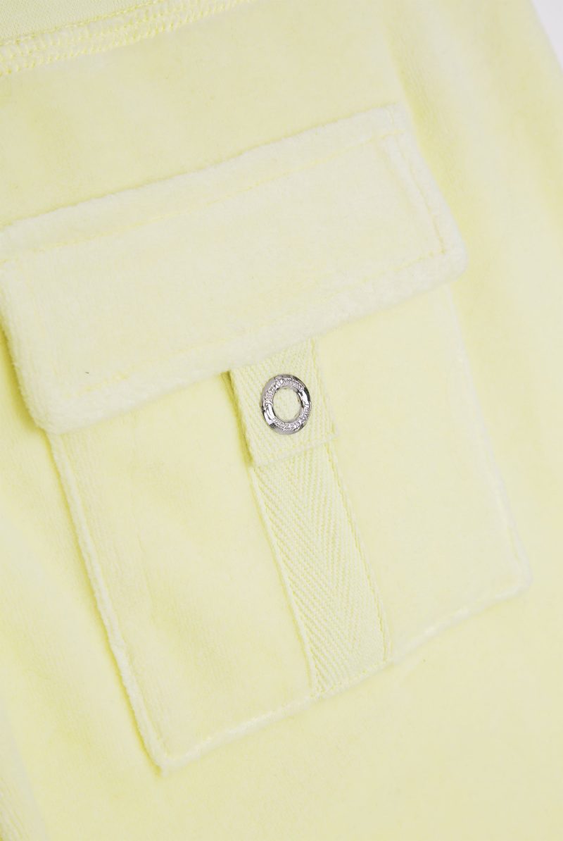 CAISSA TRACKPANT JCSEBJ008 611 TENDER YELLOW 0003 Backgroundcopy2